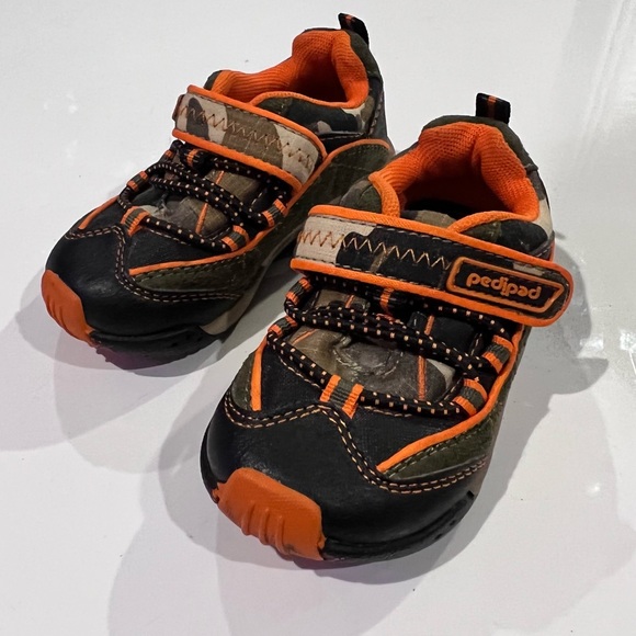 Pedipad baby/toddler shoes 22 (US toddler size 6 a 6.5) - Picture 1 of 5
